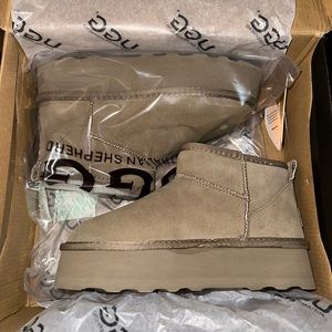 UGG Platform Ultra Mini